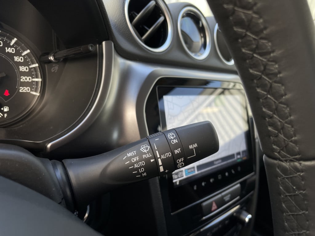 Suzuki Vitara 1.4 boosterjet select smart hybrid