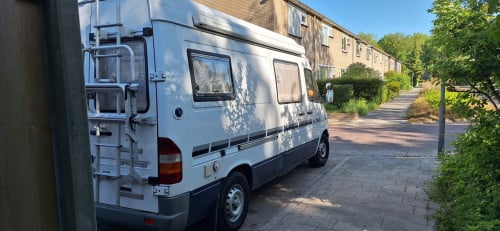 Buscamper Mercedes "La Strada"