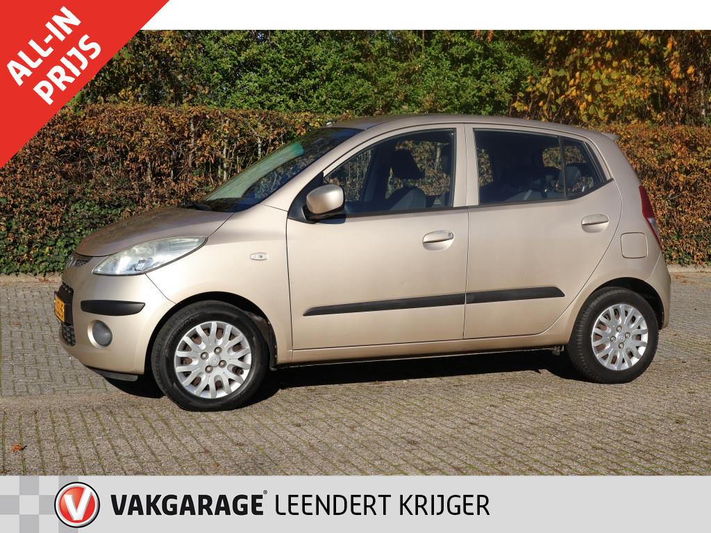 Hyundai I 10 1.1 dynamic automaat/1 jaar apk