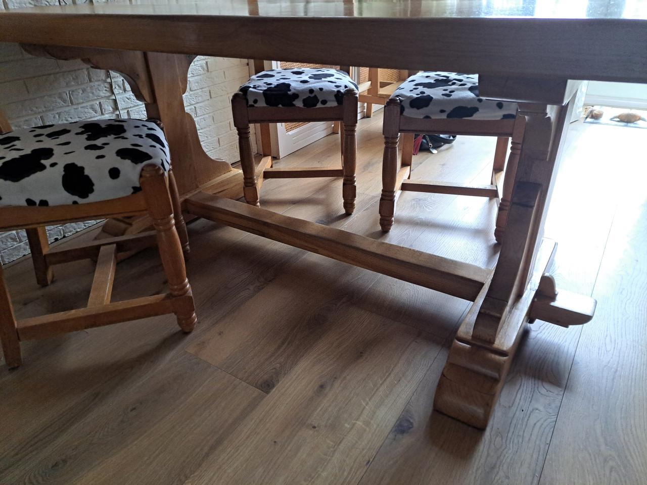 Oude Klooster Tafel Met Spiegel