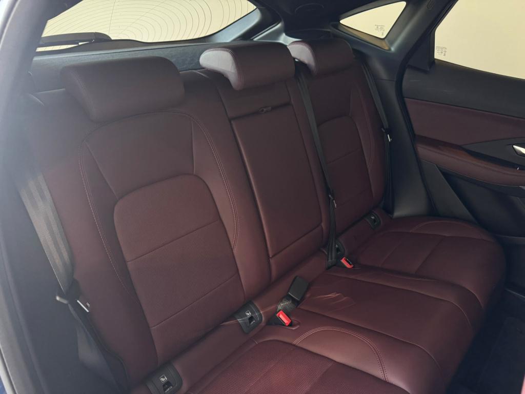 Jaguar E-pace 1.5 p300e awd r-dynamic s