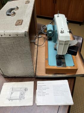 Naaimachine vintage turquoise