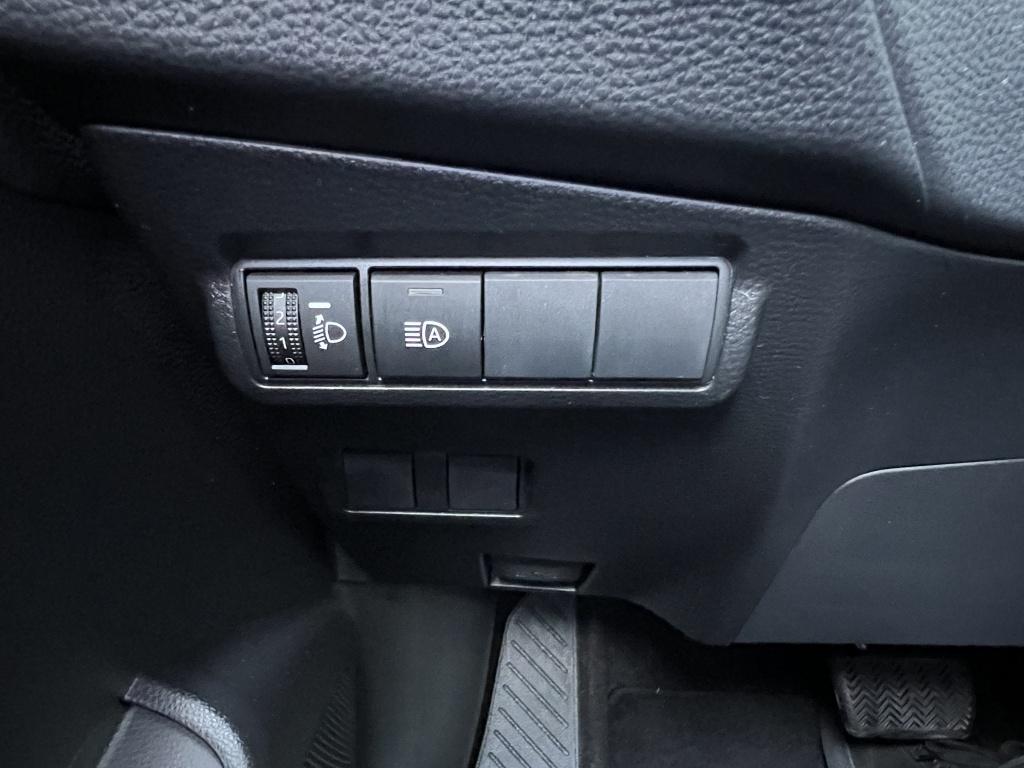 Toyota Corolla Cross hybrid 140 dynamic | trekhaak | dealer onderhouden |
