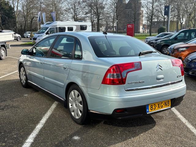 Citroen C5 berline 1.8-16v cool tech | airco | trekhaak | parkeerhulp voor 