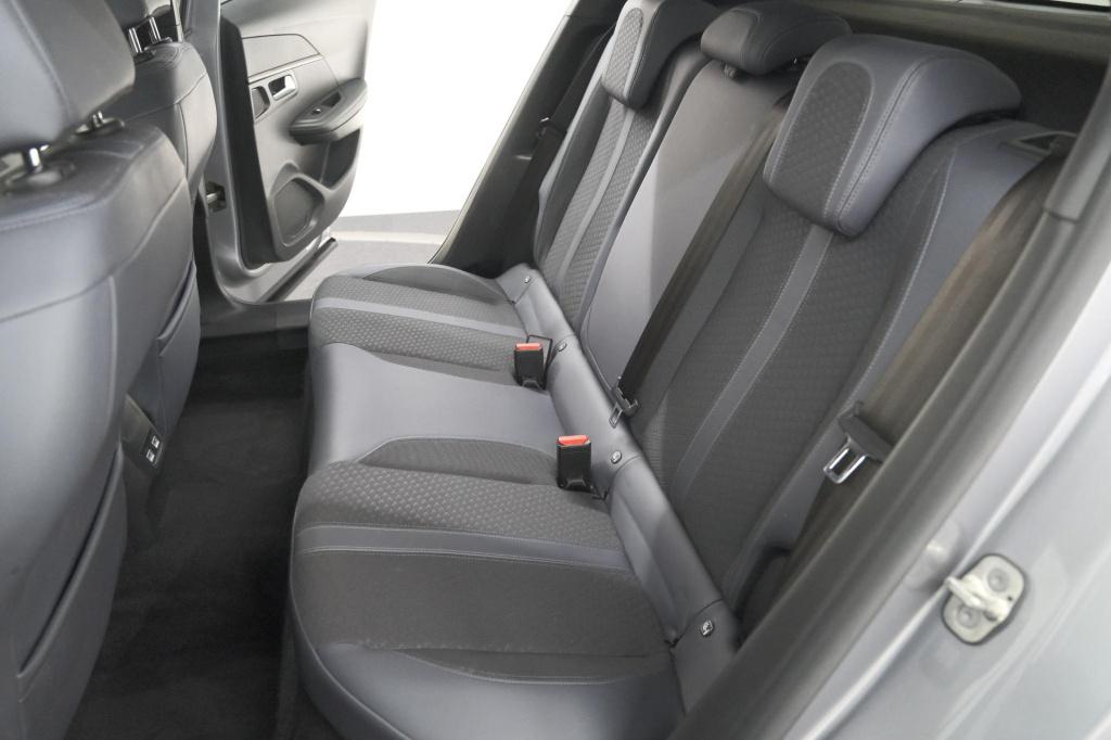 Peugeot 2008 puretech 130 blue lease allure | camera | navigatie | parkeers