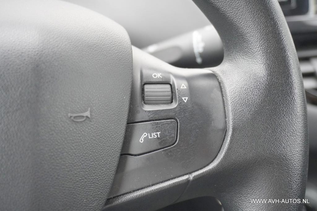 Peugeot 208 1.4 vti active