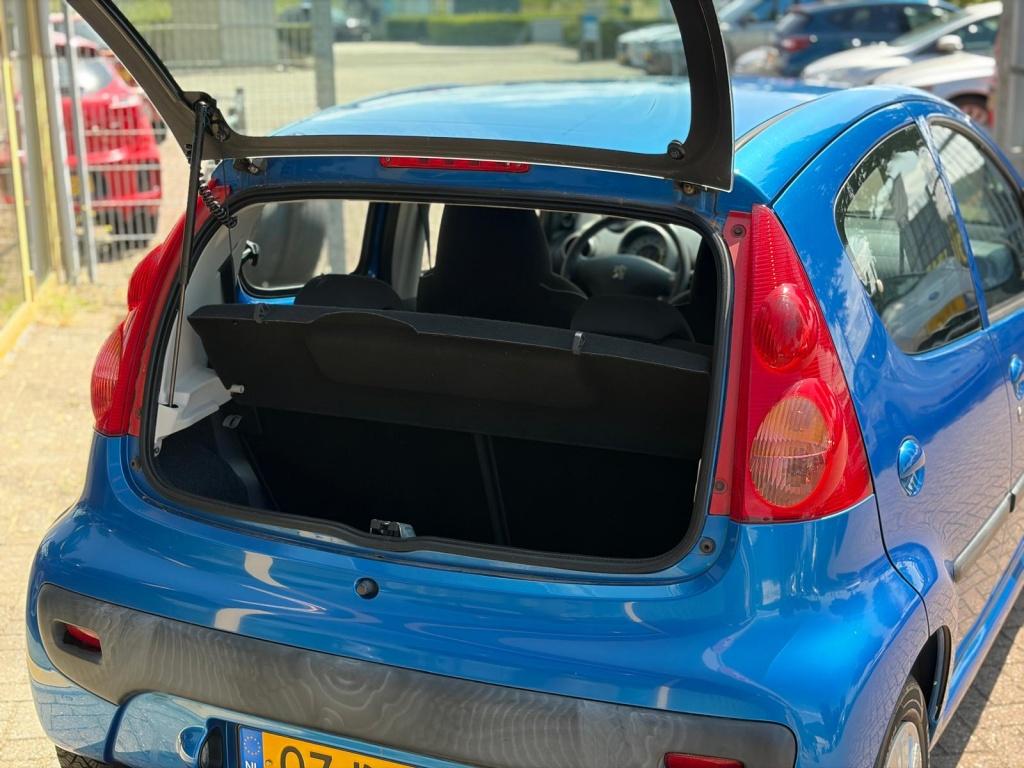 Peugeot 107 1.0-12v xs
