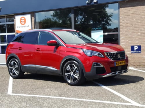 Peugeot 3008 1.2 130pk première automaat navigatie | trekhaak | panoramisch