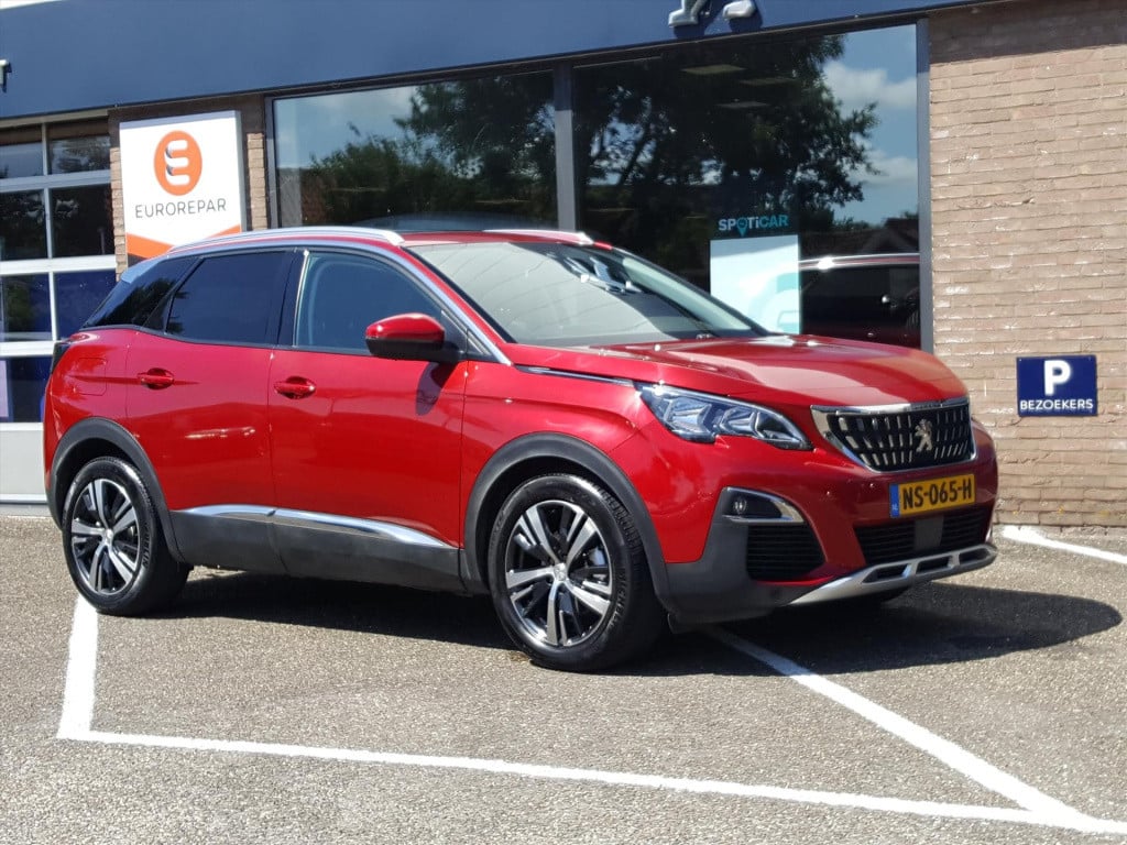 Peugeot 3008 1.2 130pk première automaat navigatie | trekhaak | panoramisch