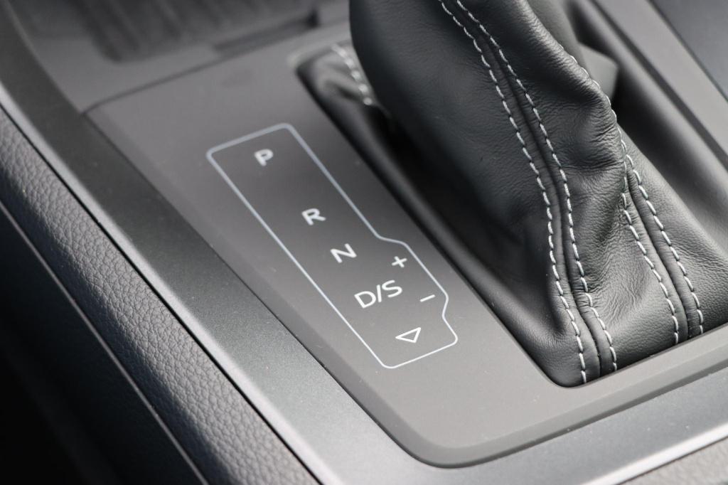 Audi Q3 35 tfsi s edition 150pk s-tronic