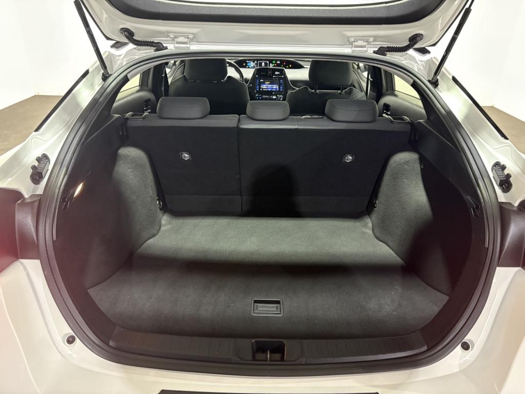 Toyota Prius 1.8 first edition | camera | bsm | pdc |