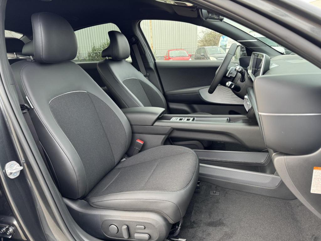 Hyundai Ioniq 6 business 77.4 kwh