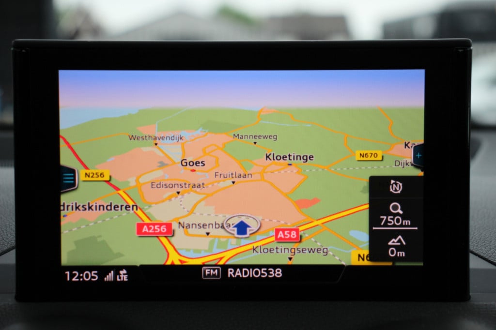 Audi Q2 1.4 tfsi | limited | s-tronic | led | navi