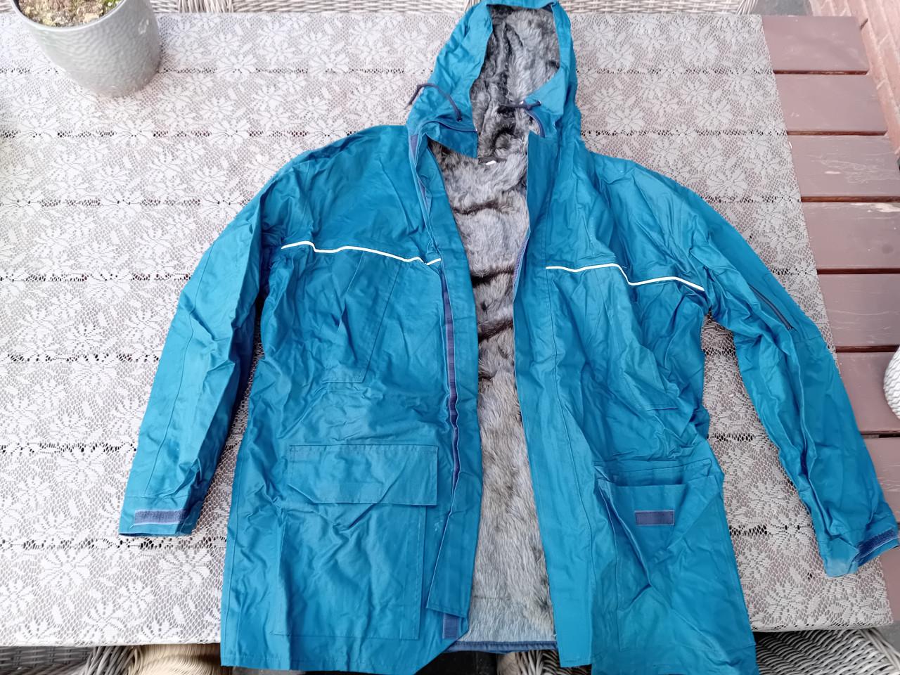 Doorwerkjas blauw met bontvoering mt. EL (nieuw)