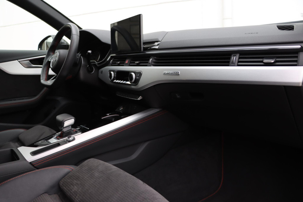 Audi A4 avant 40 tfsi quattro advanced edition s-line 204pk s-tronic