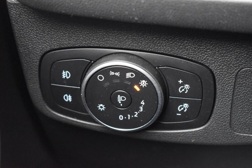 Ford Focus wagon 1.0 ecoboost trend edition business | cruise control | air