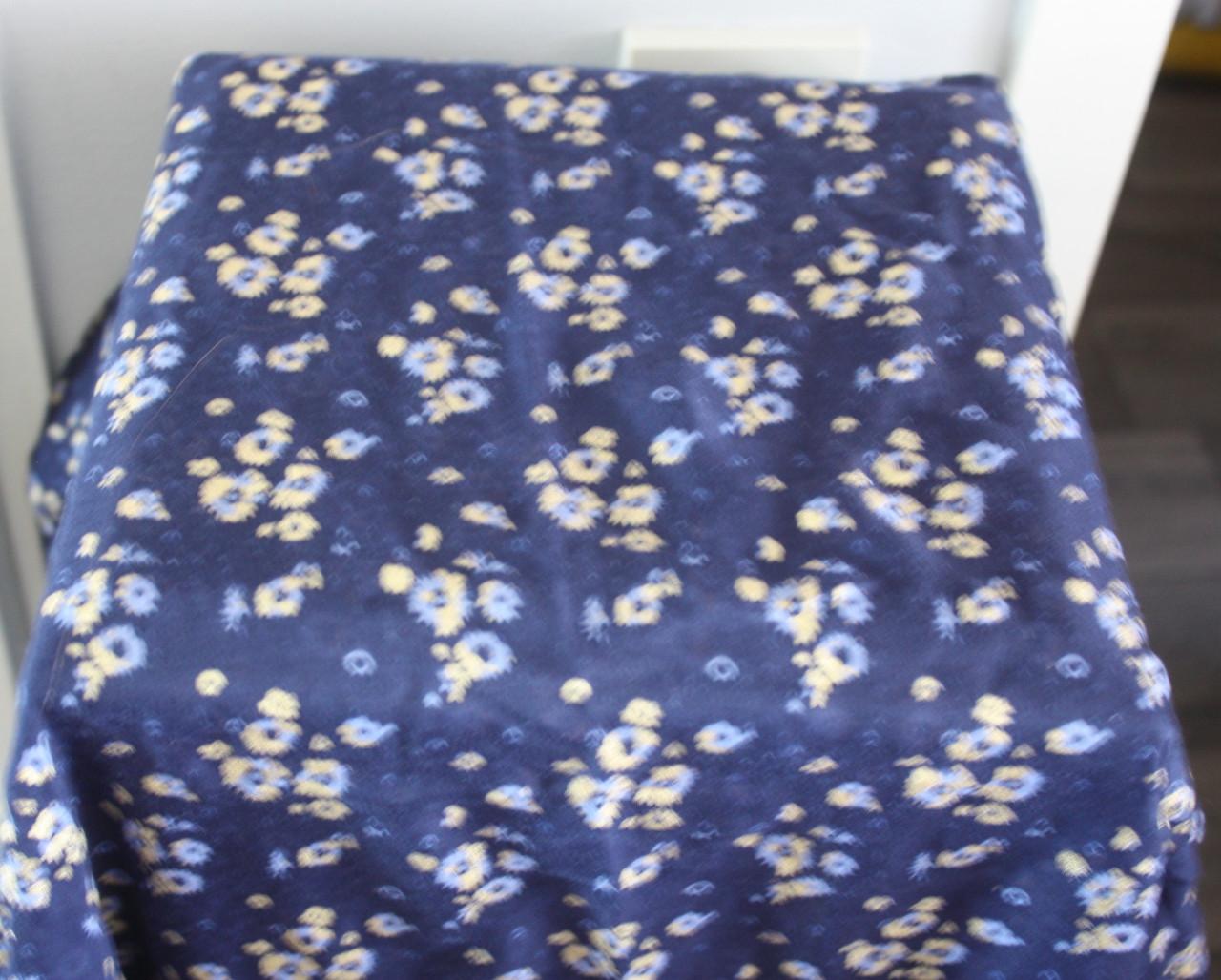 Sjaal blauw met bloemen  print