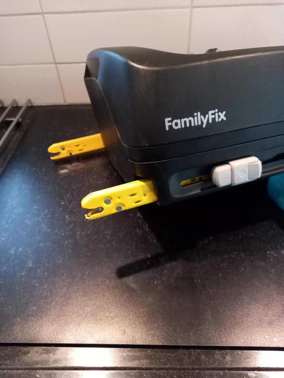 Maxi Cosi Pebble en Pearl met ISOfix base