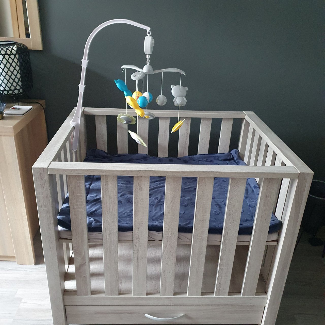Babybox met lade, inclusief muziekmobiel