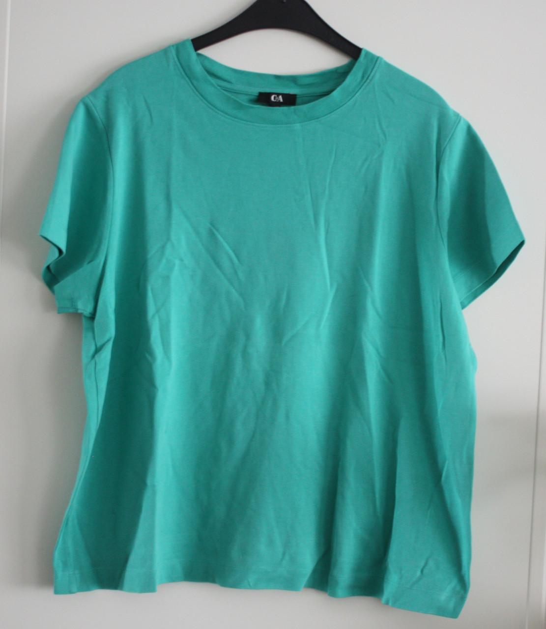 Groen schirt  maat xxl