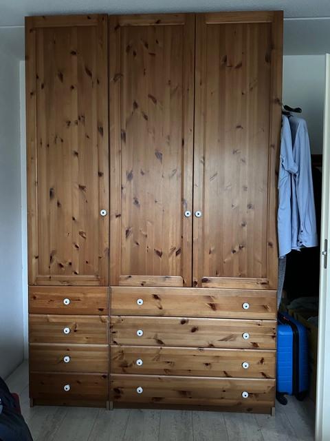 PAX kledingkast van Ikea