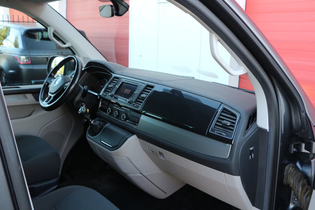 Volkswagen Transporter 2.0 tdi l2h1 150pk dc highline