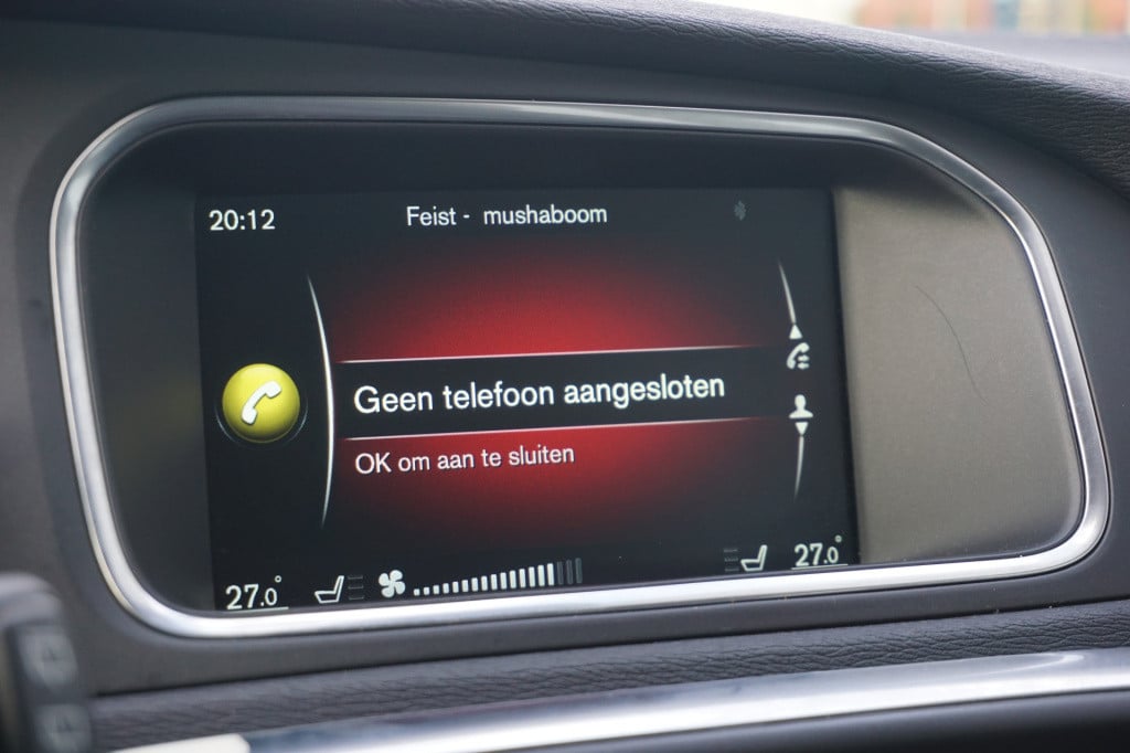 Volvo V40 2.0 d2 ocean race business airco / navi / camera / leder / cruise