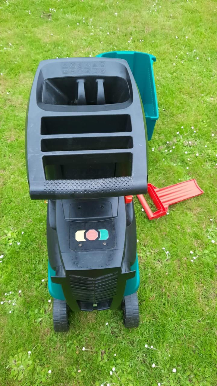 Bosch AXT 25 TC fluisterhakselaar