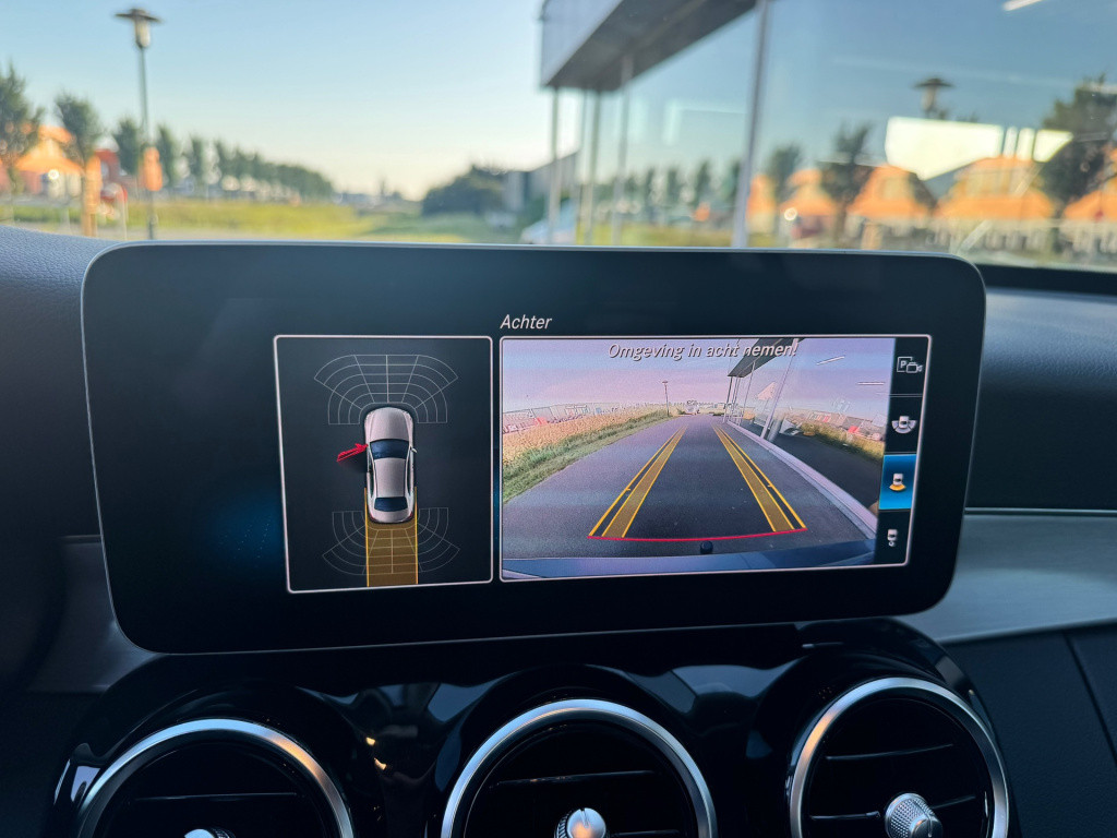Mercedes-Benz C-Klasse 180 avantgarde automaat . trekhaak . apple-carplay
