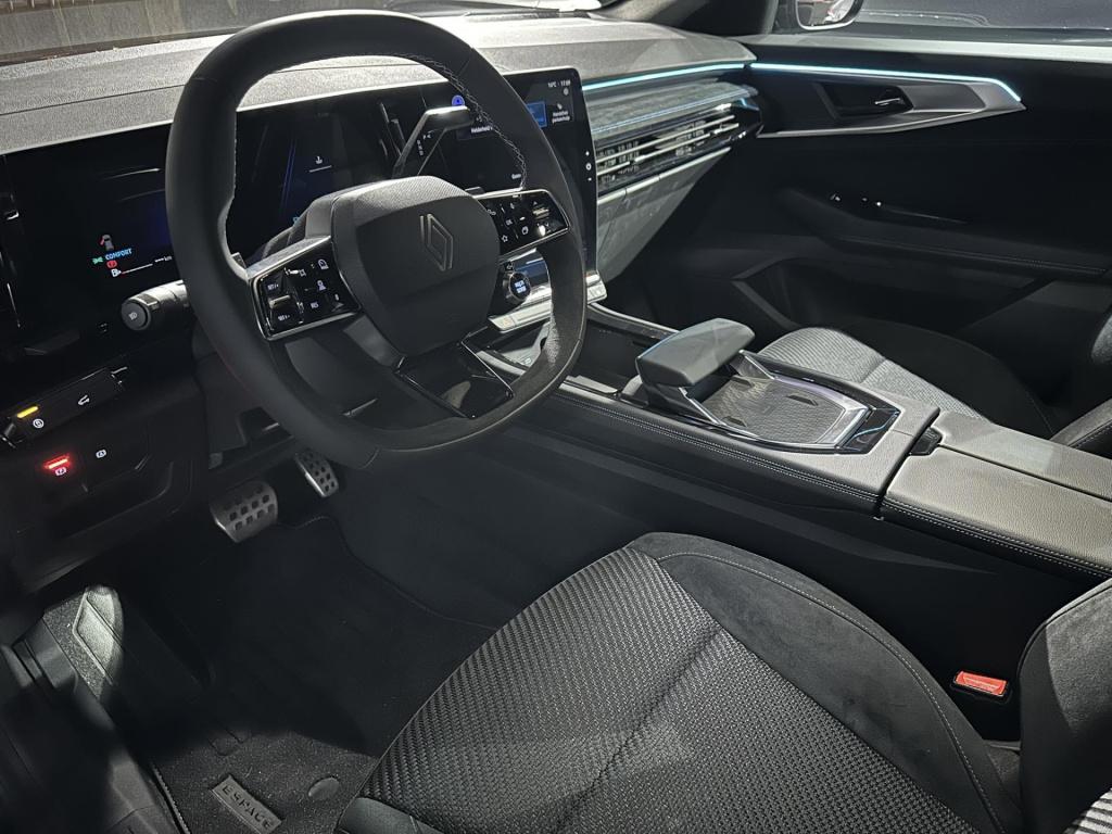 Renault Espace e-tech full hybrid 200 esprit alpine 7p.