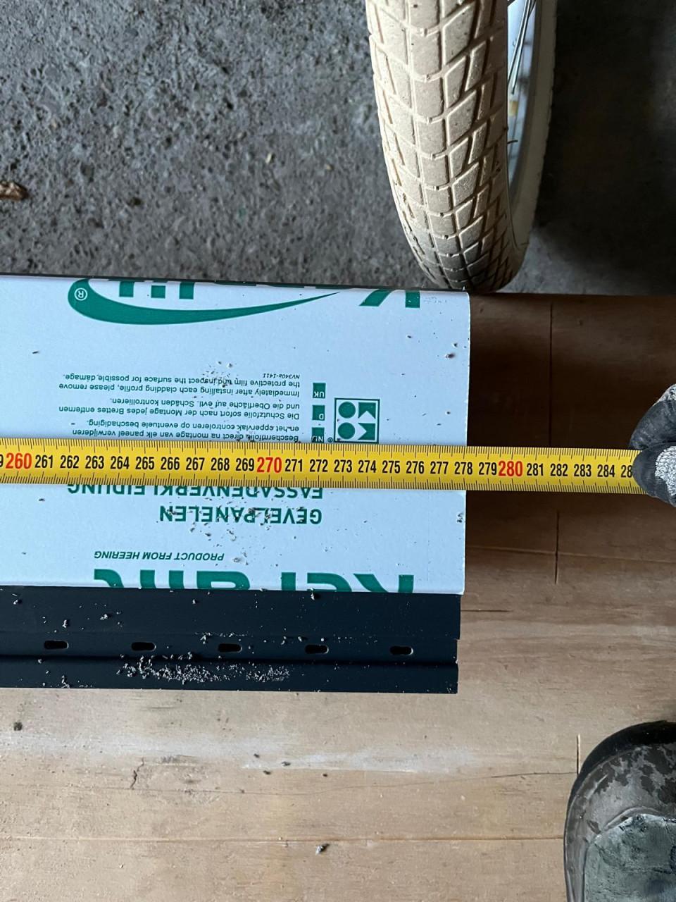 Keralit sponningdeel 143mm Antraciet (RAL 7016) – Classic houtnerf