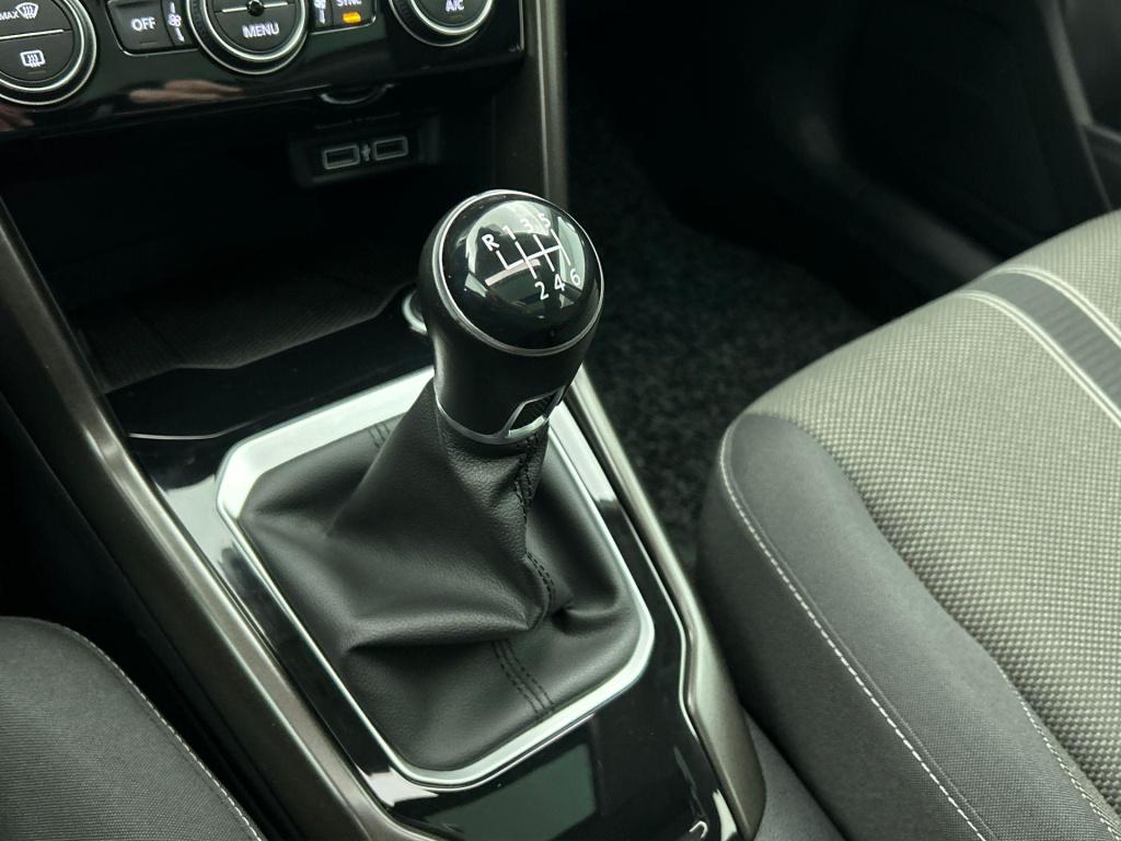 Volkswagen T-roc 1.0 tsi style | lmv | panorama dak | navigatie | parkeer s