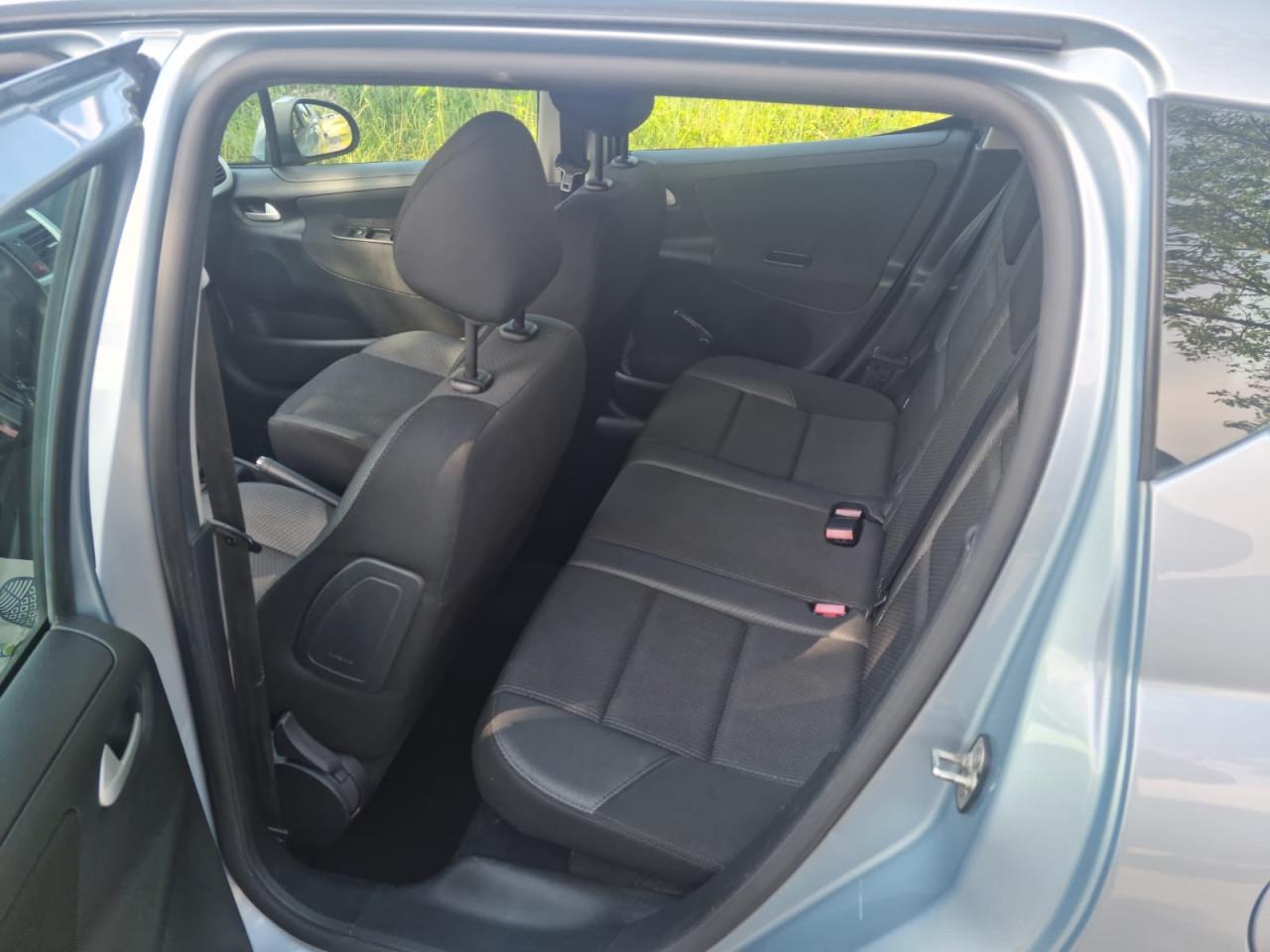 Peugeot 207 sw 1.4vti style bj 2011 180.000km apk 31-3-2027