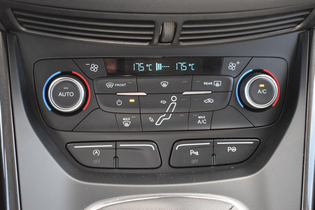 Ford C-max 1.5 titanium | climate control | cruise control | achteruitrij c