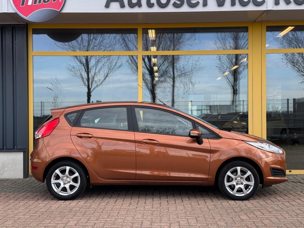 Ford Fiesta 1.0 style essential