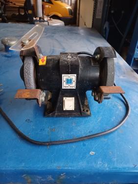Te koop goed werkende schlijpmaschine