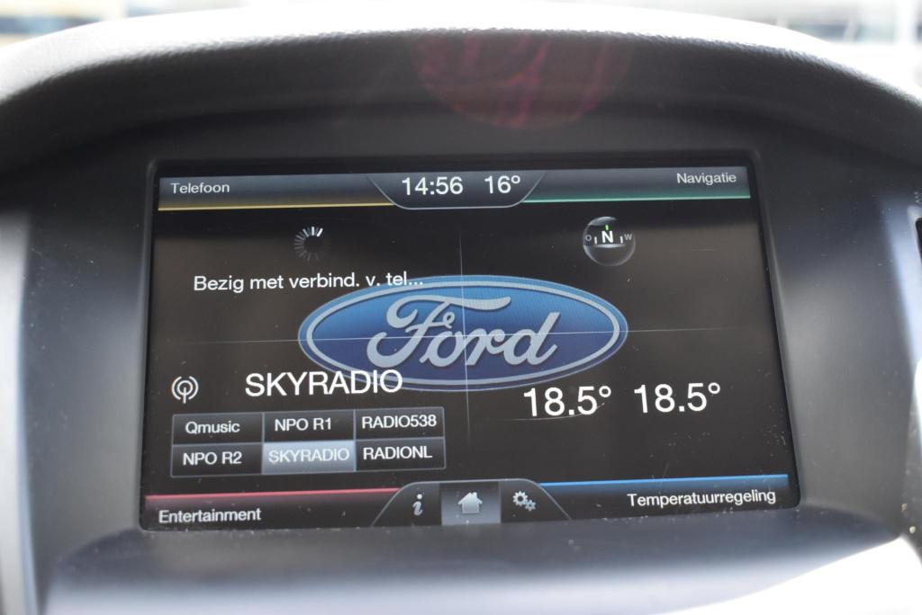 Ford Focus wagon 1.0 titanium edition | wegklapbare trekhaak | climate cont
