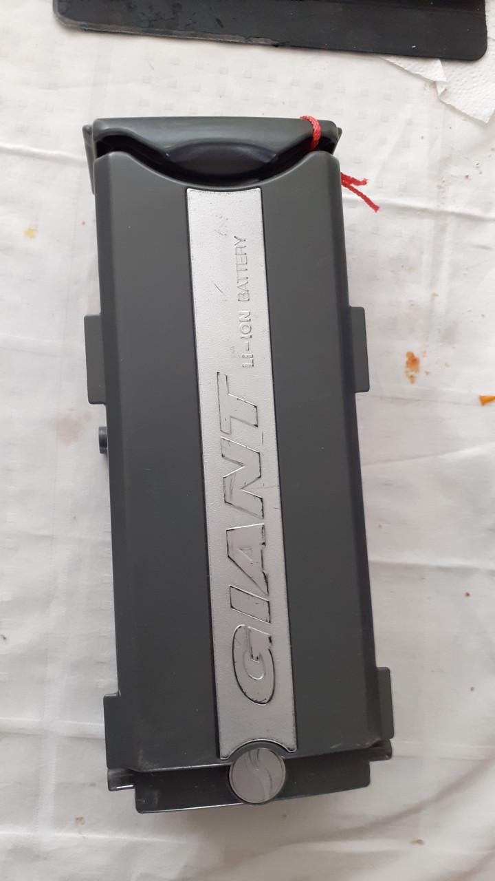 Elektrische fiets GIANT - Twist met 2e ACCU = GEVRAAGD..!