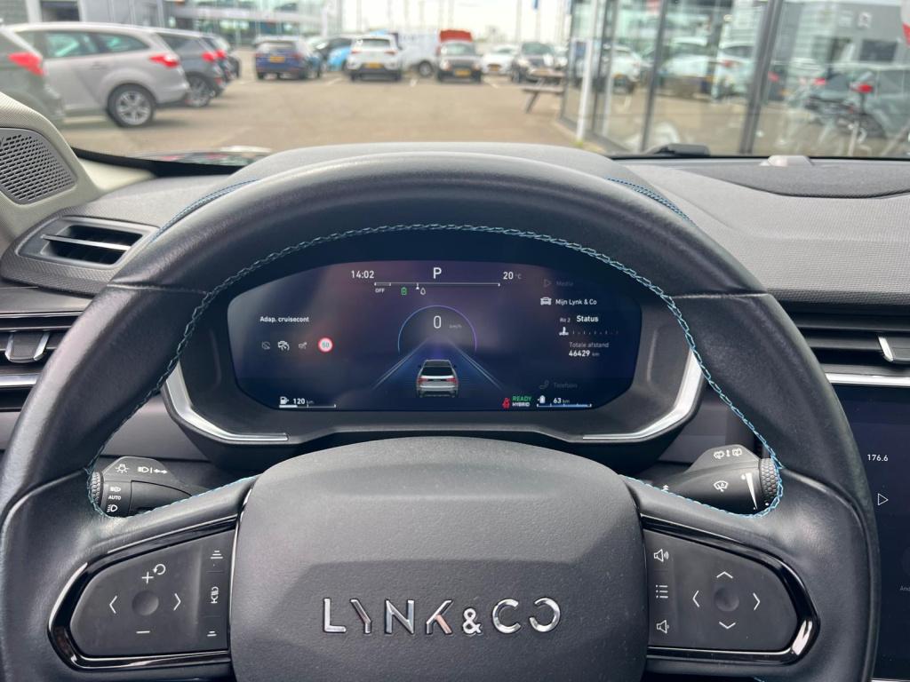 Lynk & Co 01 1.5 261pk phev , black edition , panoramadak , adaptive cc , c