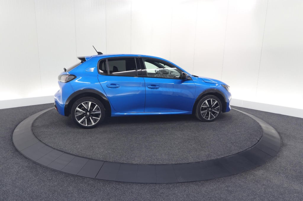 Peugeot 208 puretech 100 gt | camera | dodehoekdetectie | apple carplay | s