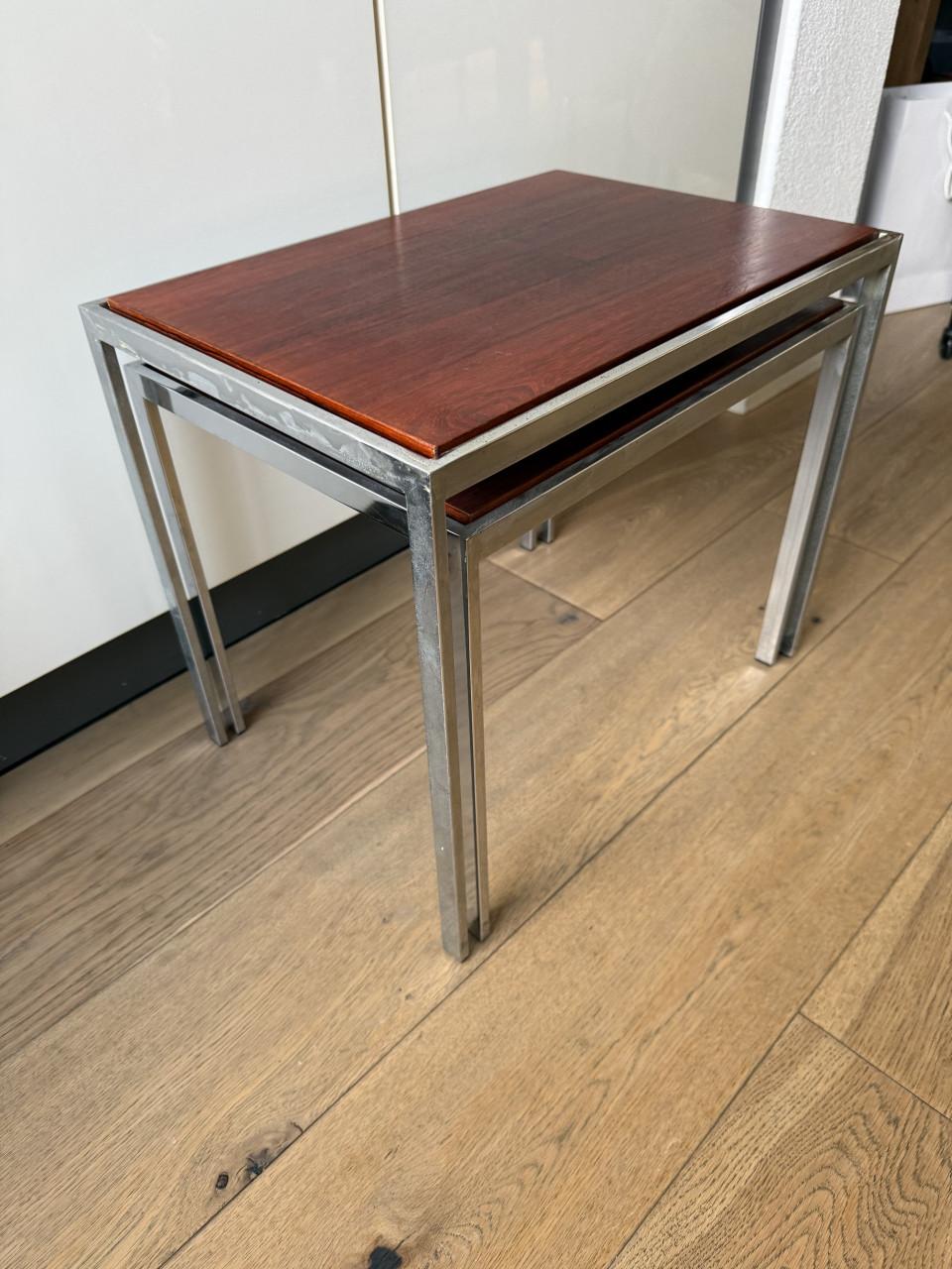 Set van 2 bijzettafeltjes