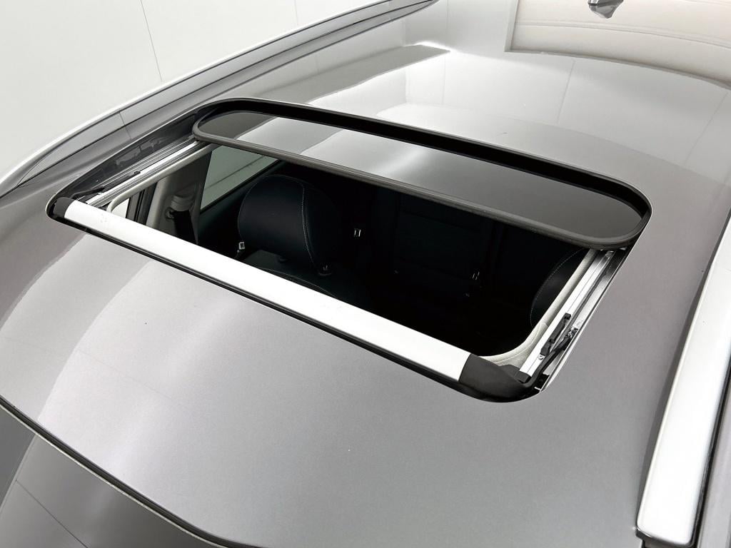 Kia Niro 1.6 gdi hybrid edition | trekhaak | stoel/stuurverwarming |