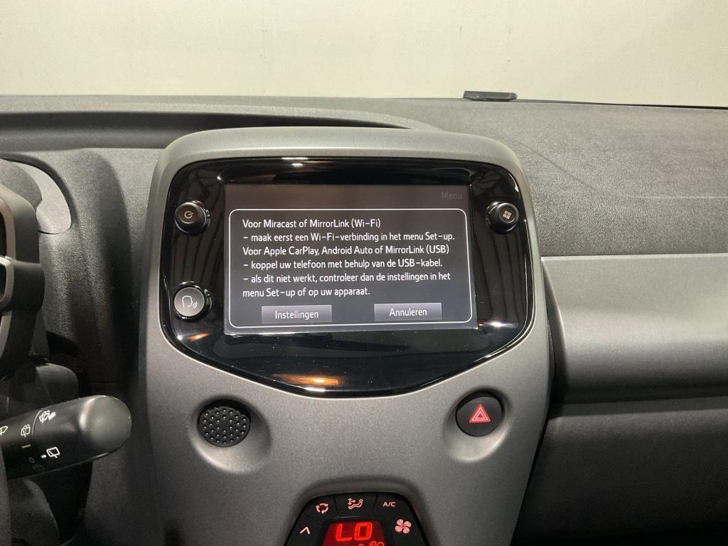 Toyota Aygo 1.0 vvt-i x-joy cabrio | clima | apple carplay |