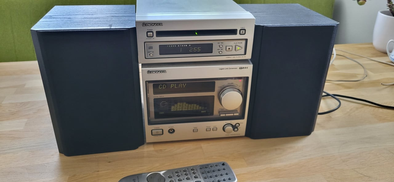 Pioneer mini stereo set compleet en goed werkend.