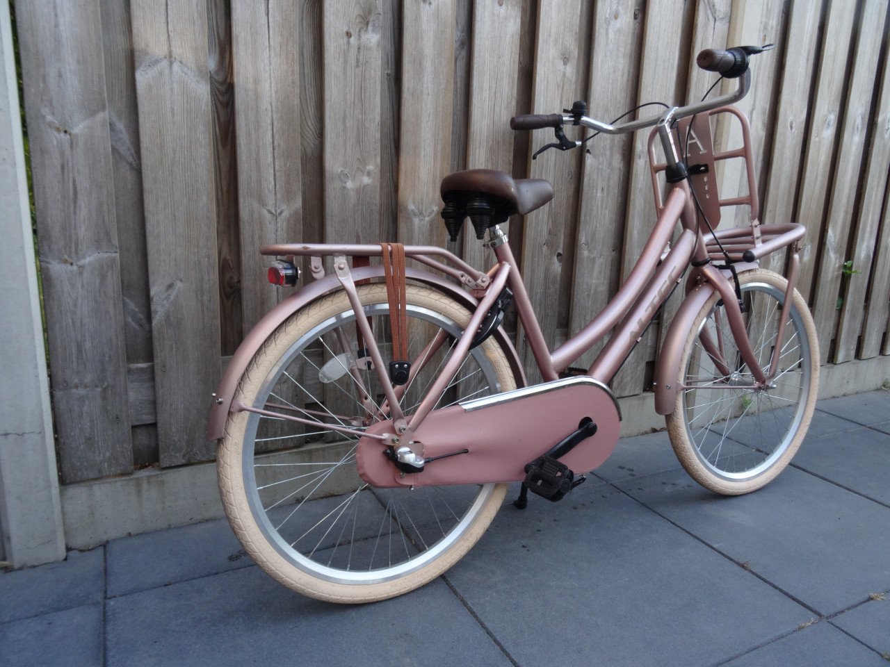 Altec Dutch 24 inch meisjesfiets 3 versnellingen
