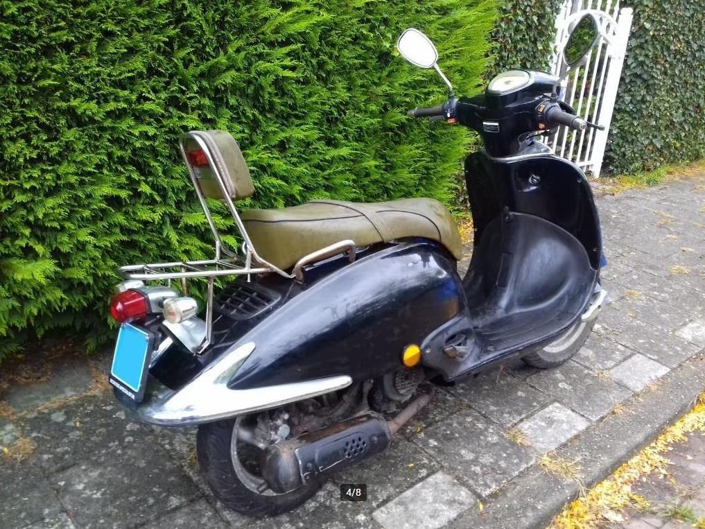ZNEN retro scooter 2008 50cc blauw kenteken snorfiets. Opknapper.