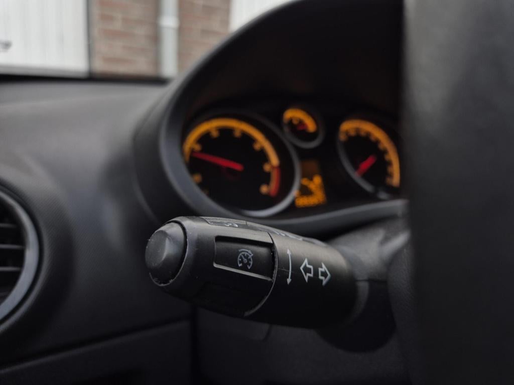 Opel Corsa 1.3 cdti ecoflex s/s connect edition / coc aanwezig
