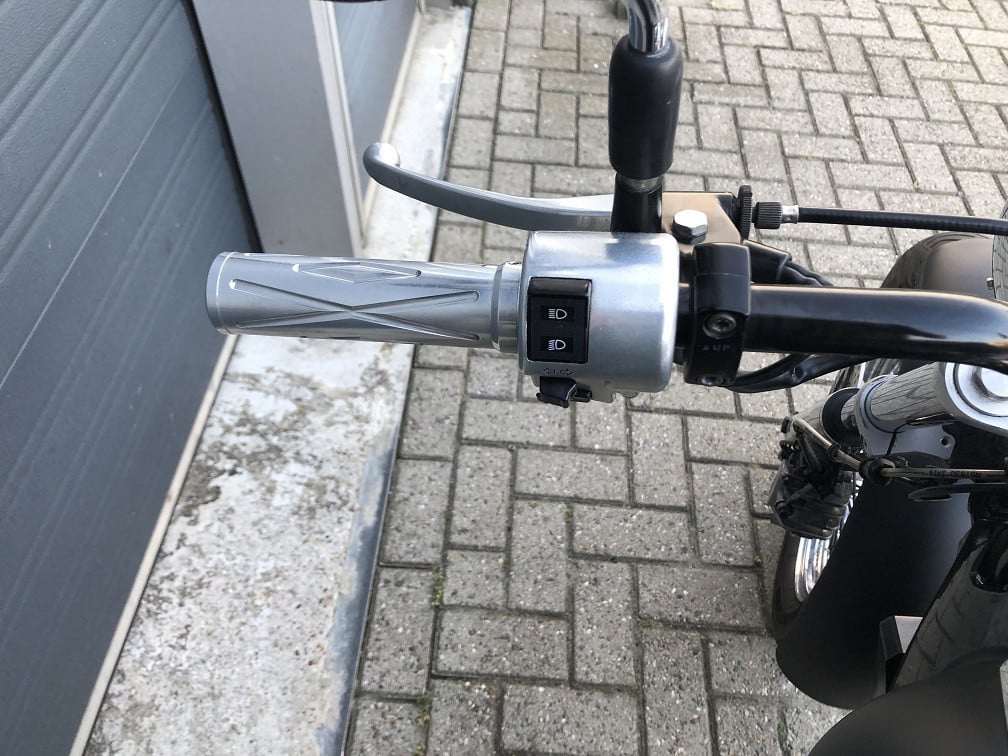 Honda VT750C2, licht verbouwde chopper uit 1997, geschikt voor A2, €2295,-