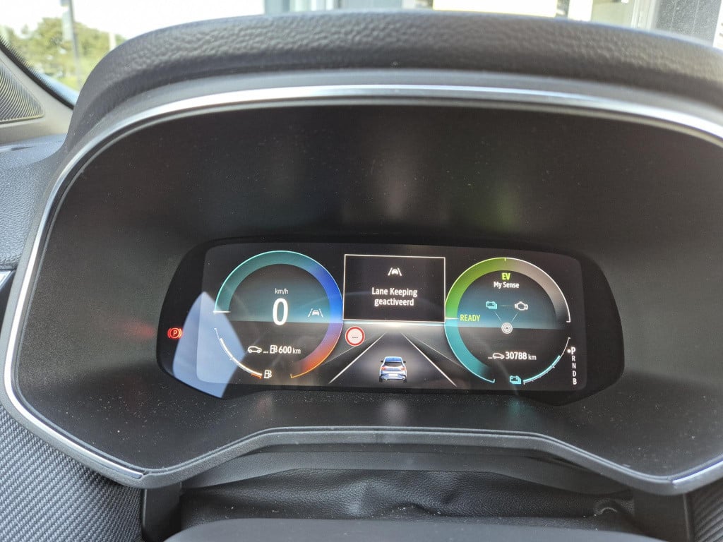 Renault Clio 1.6 e-tech full hybrid 145 esprit alpine