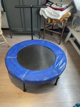 Trampoline voor tai-shi oefeningen.